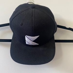 Black KASKADE hat brand new